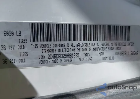 2017 Dodge Grand Caravan Sxt z USA, uszkodzony, nr VIN 2C4RDGCG9HR813951